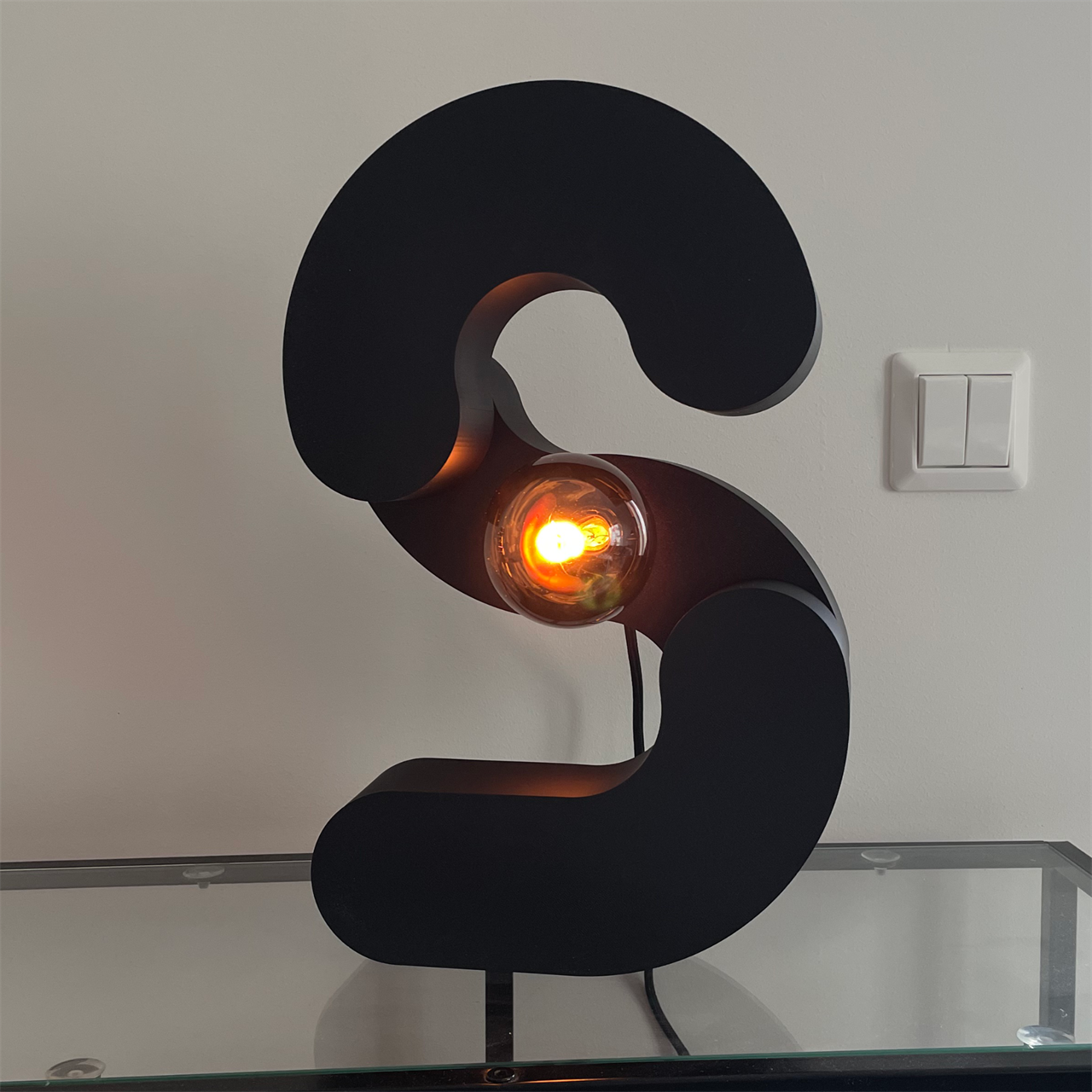 Slingrande lampa bild 3